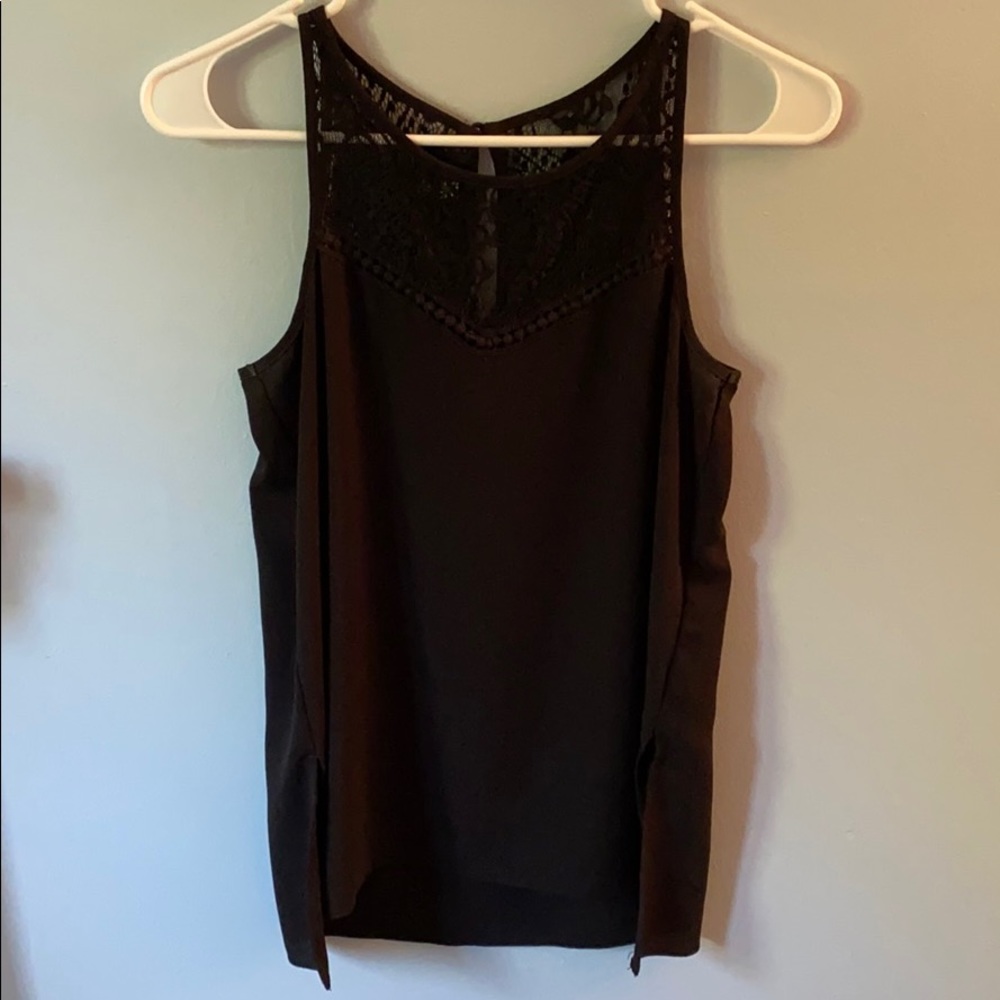 Sleeveless blouse